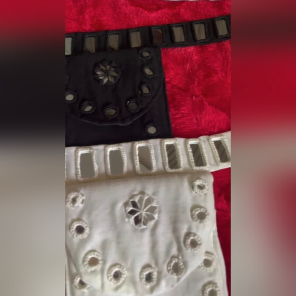 Mobile Carry On Pouches - Picture 3 of 4